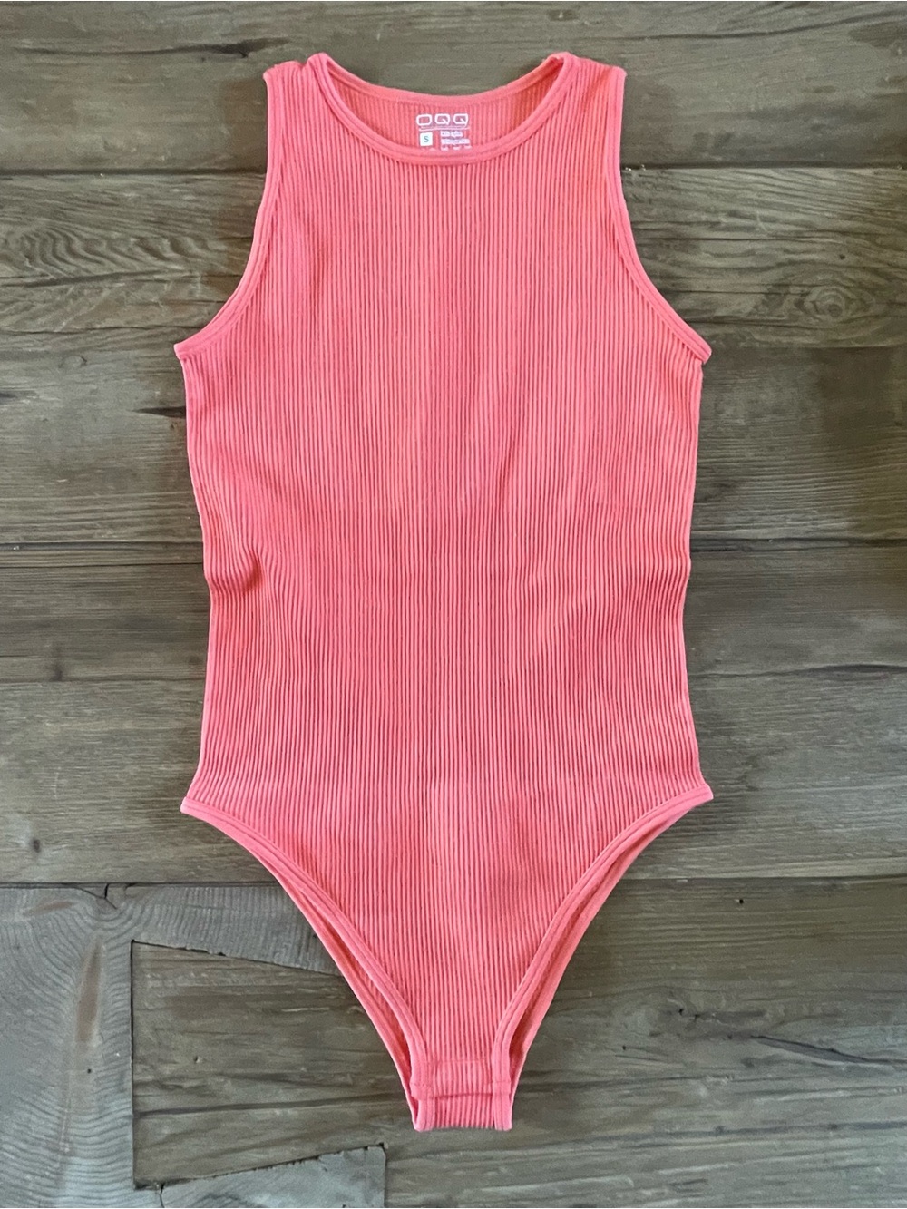 NWOT OQQ Ribbed Seamless Bodysuit Coral Pink Sleeveless Tank Size Small